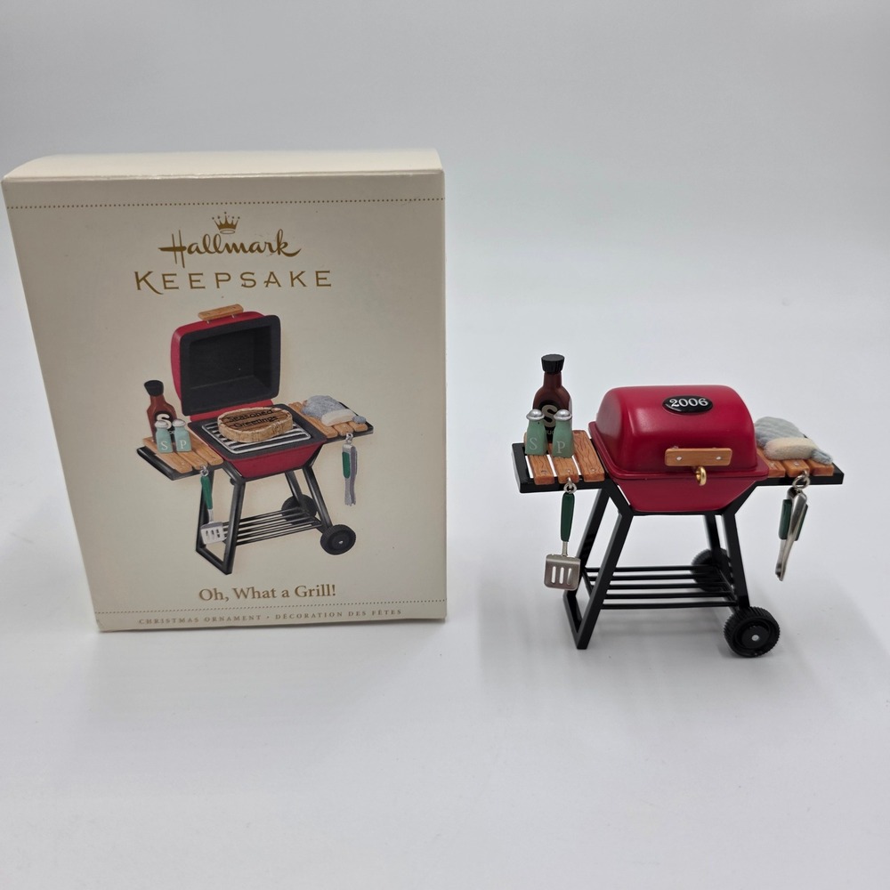 Hallmark 2006 Keepsake Oh What a Grill Christmas Ornament Red Grill‎ BBQ